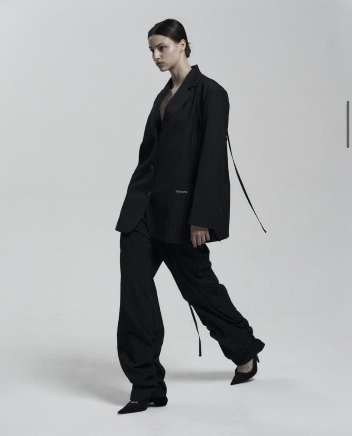 오도어 슬랙스 tidy slacks 상품이미지1