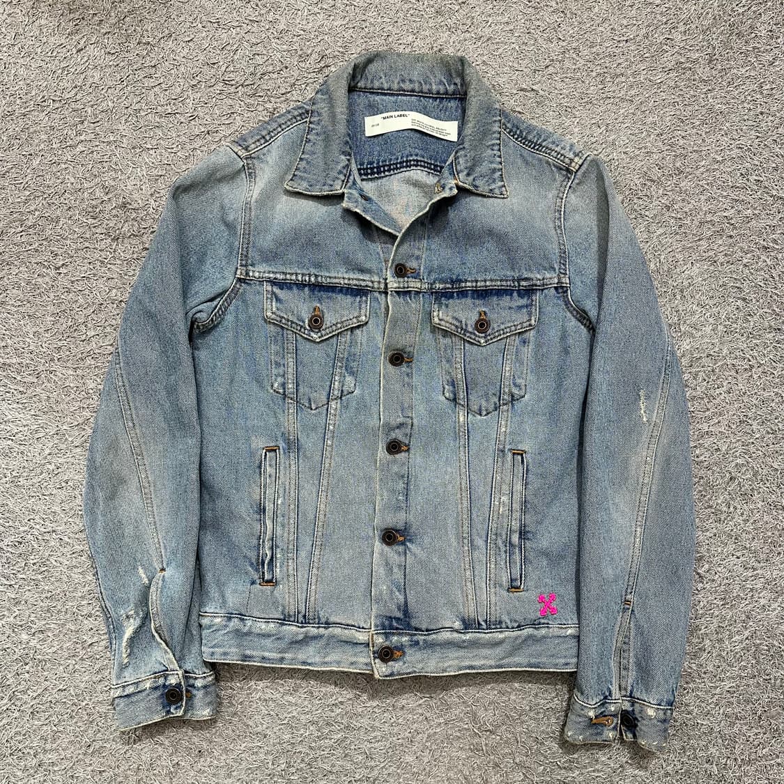 [90-95] 오프화이트 11주년푸시아슬림핏 데님자켓 상품이미지2