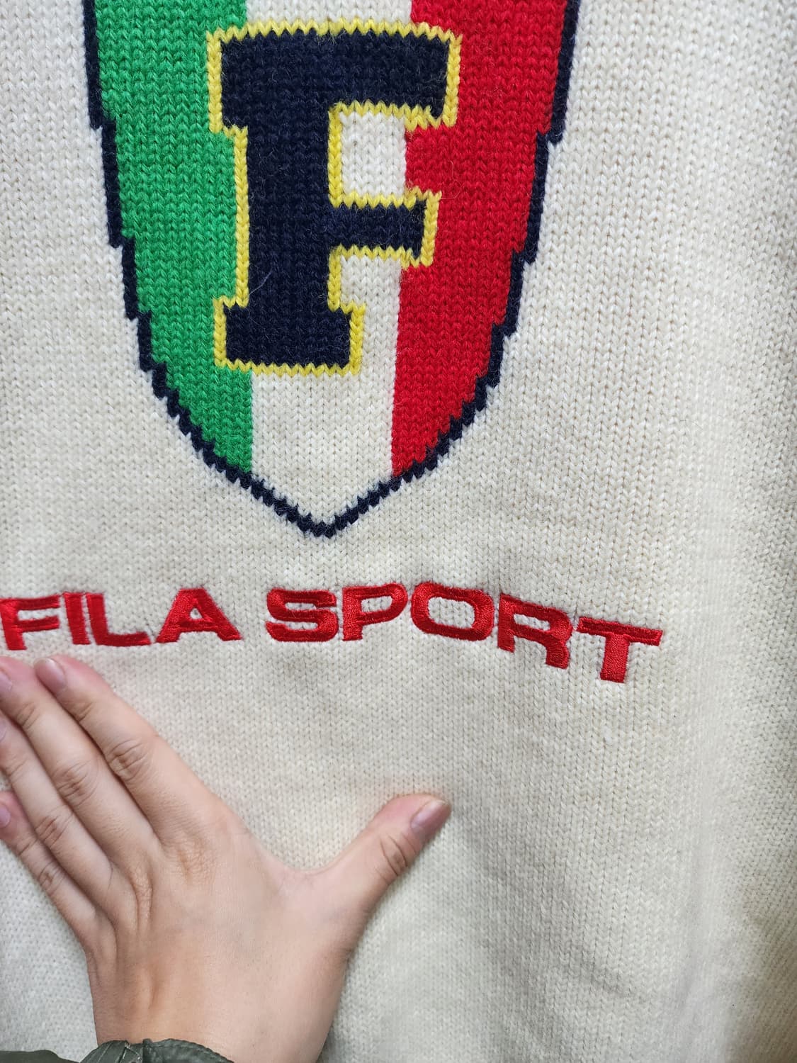 휠라 FILA wool100 아이보리 니트 스웨터 상품이미지3