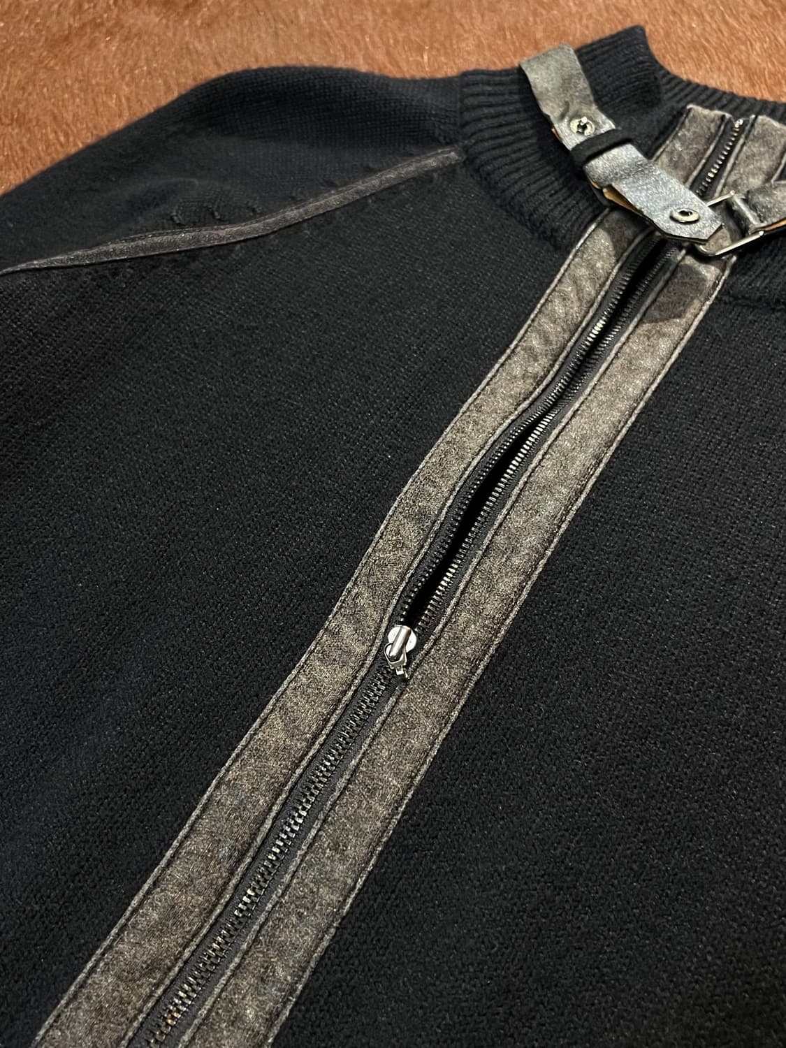 빈티지 버클 하이넥 니트 집업 상품이미지10