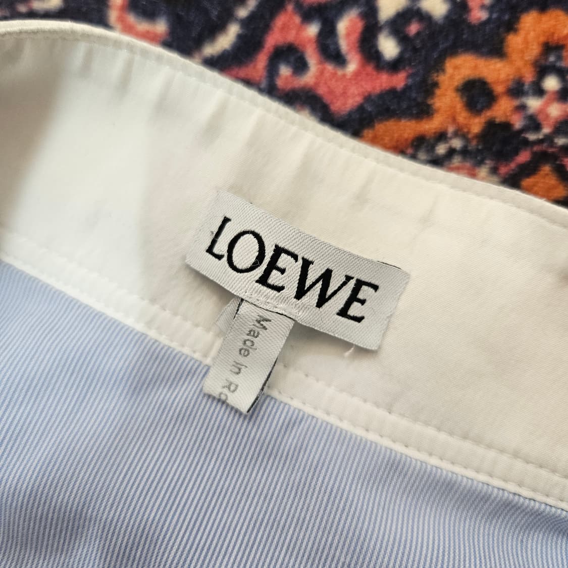 로에베(LOEWE)루즈핏 스트라이프 가죽 카라 블럭 셔츠 상품이미지7