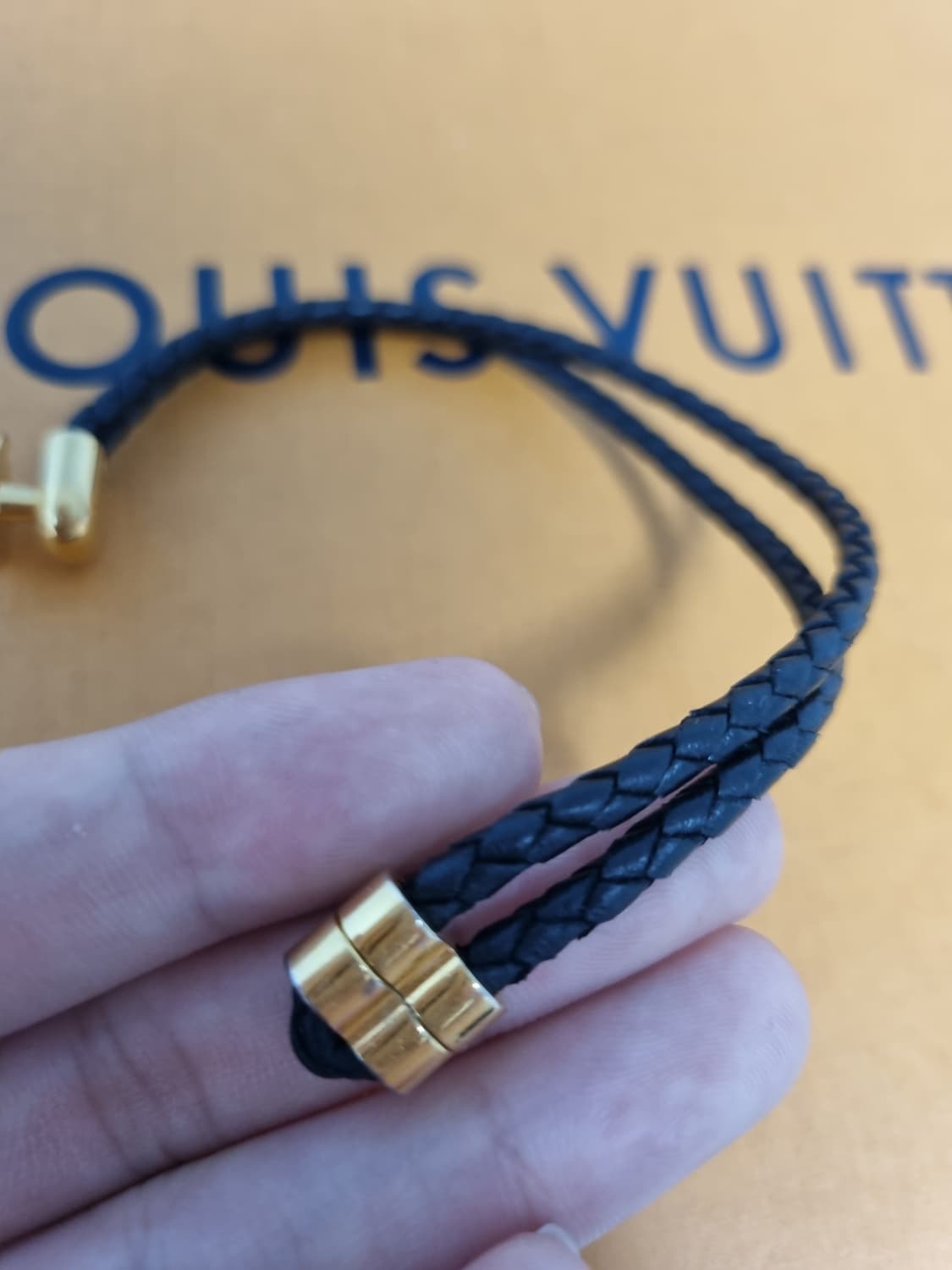 베르사체 메두사 금장 가죽 팔찌 상품이미지4