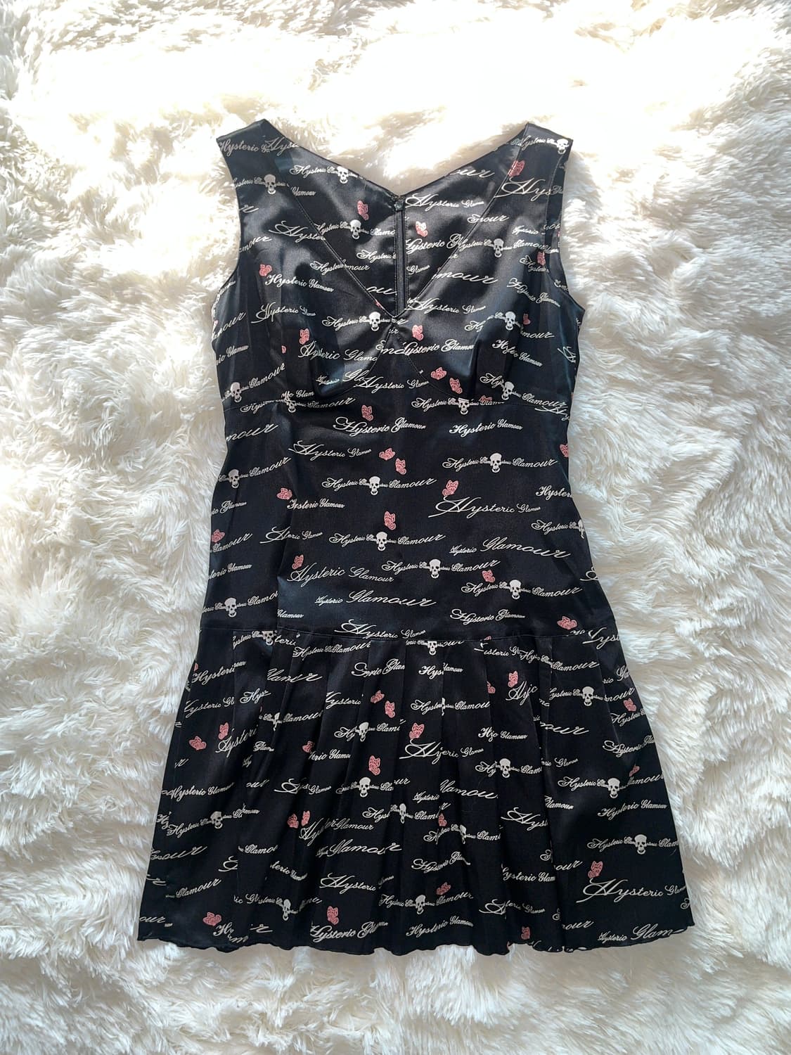 히스테릭 글래머 아카이브 스컬 X 버터플라이 올오버 프린트 플리츠 원피스 상품이미지1