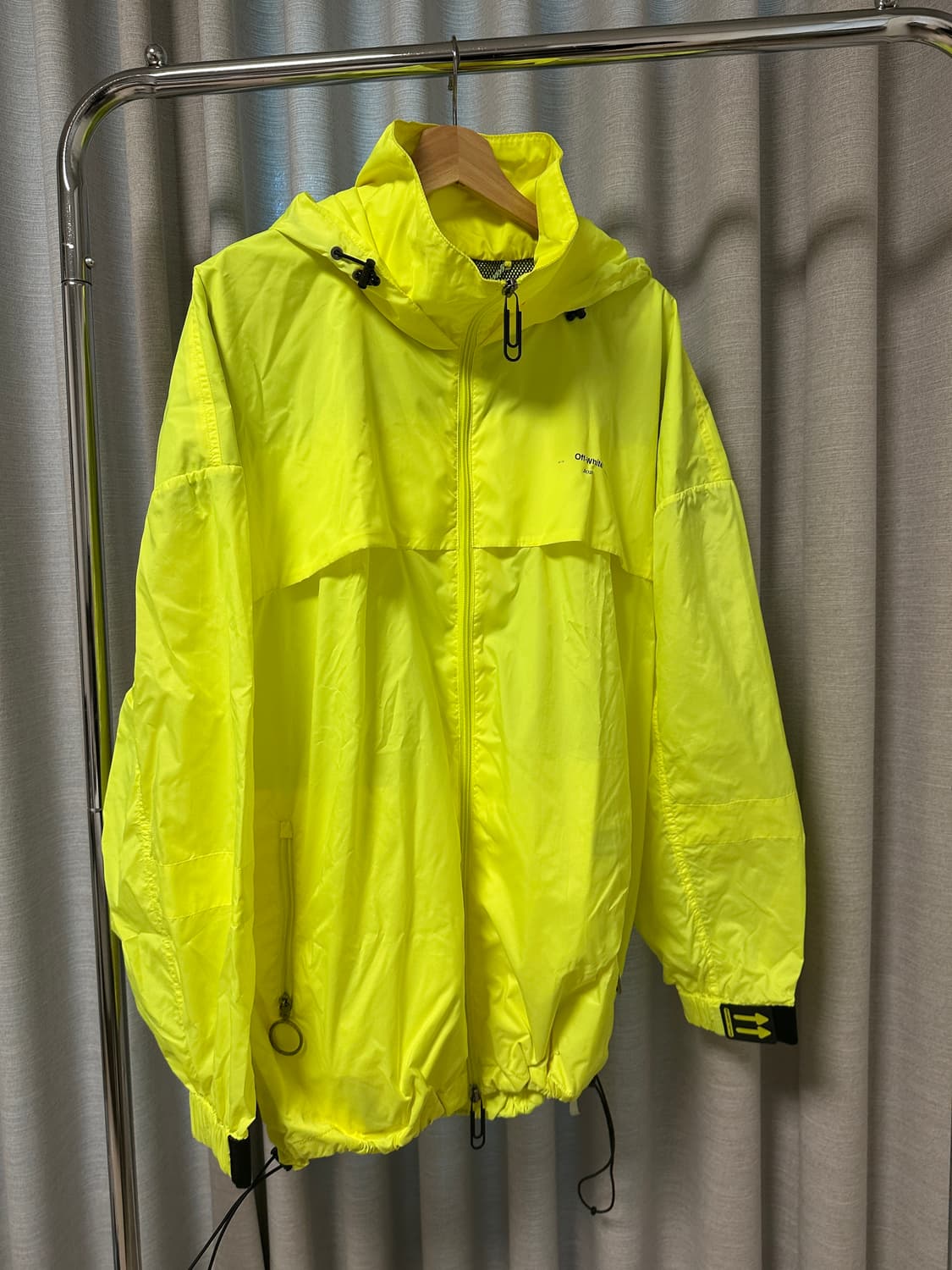 오프화이트 바람막이 투웨이 지퍼  상품이미지2