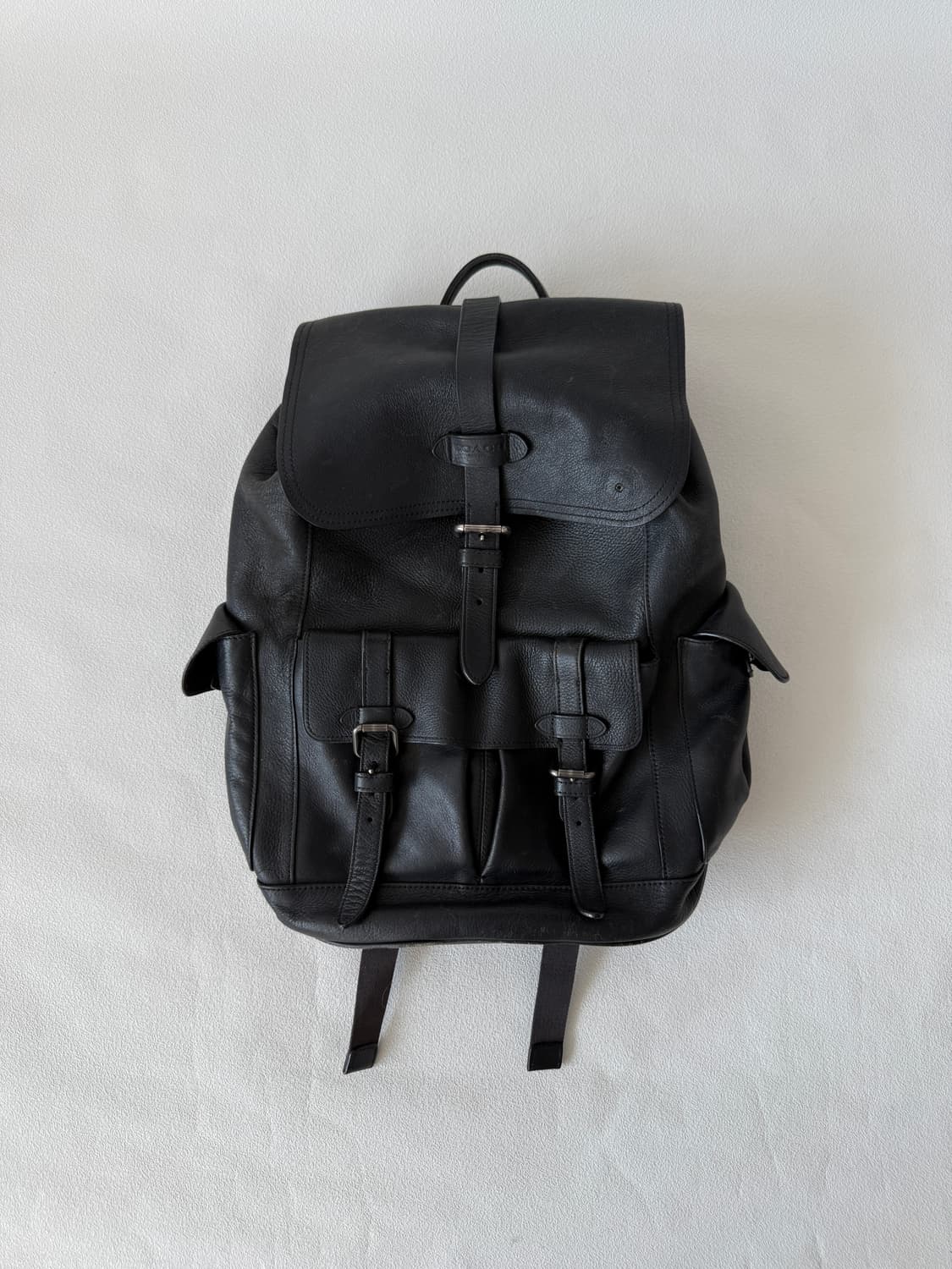 코치(COACH) 레더 3포켓 백팩 상품이미지1