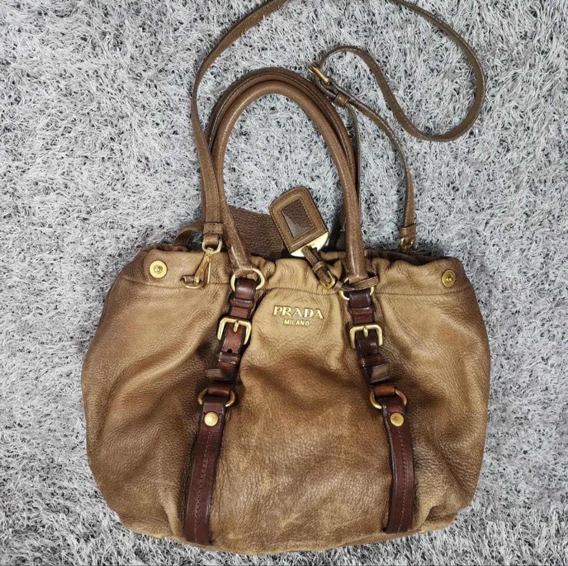 프라다 레더 숄더백 상품이미지1