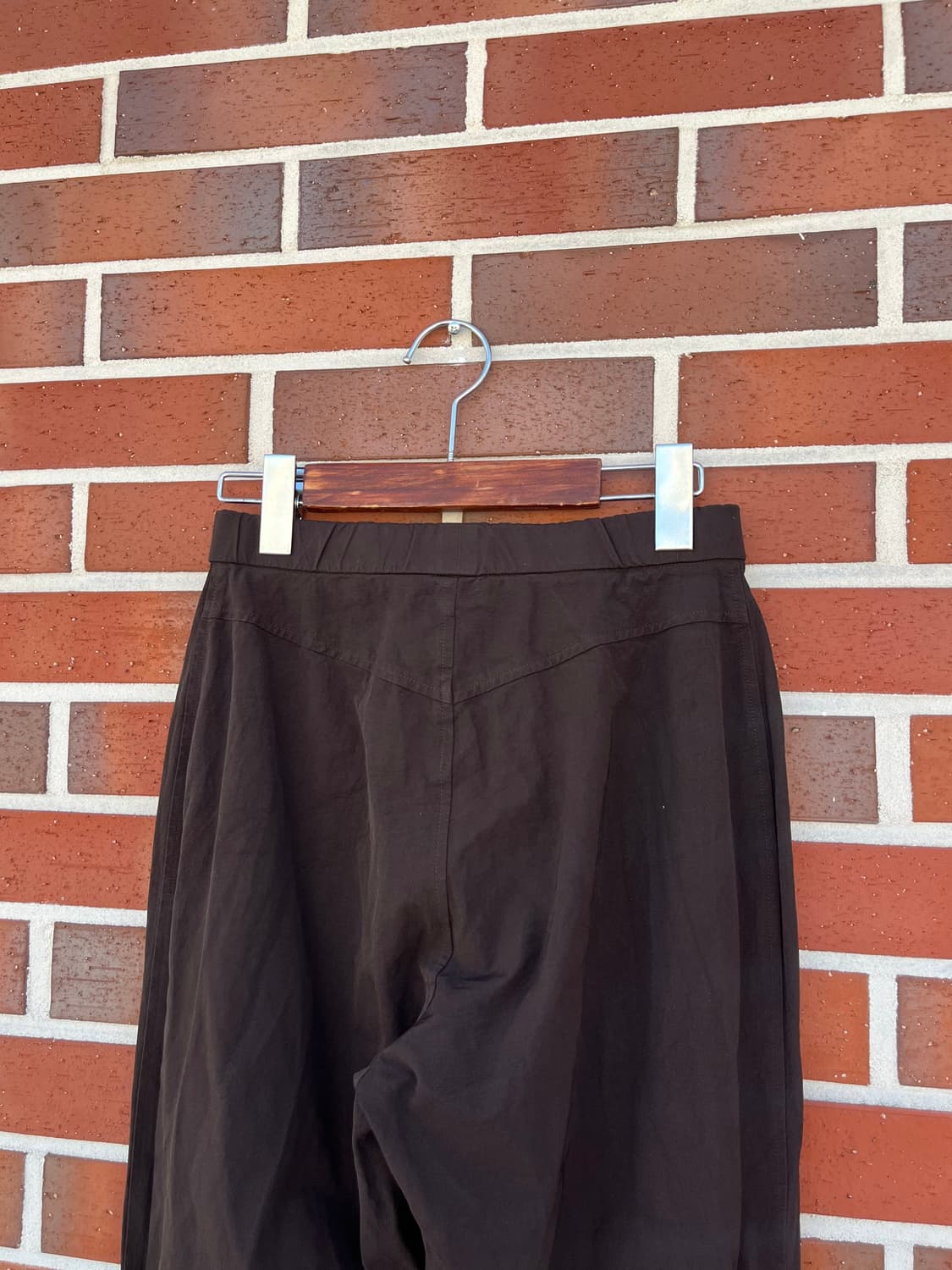 Issey Miyake 주름가공 브라운 나일론 팬츠 상품이미지5