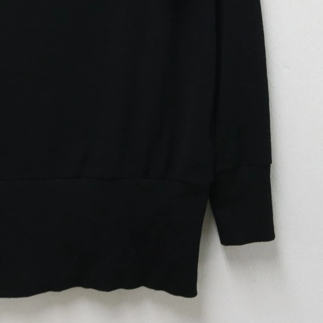 LOVE ME  오프숄더 셔링 니트 62846 상품이미지4