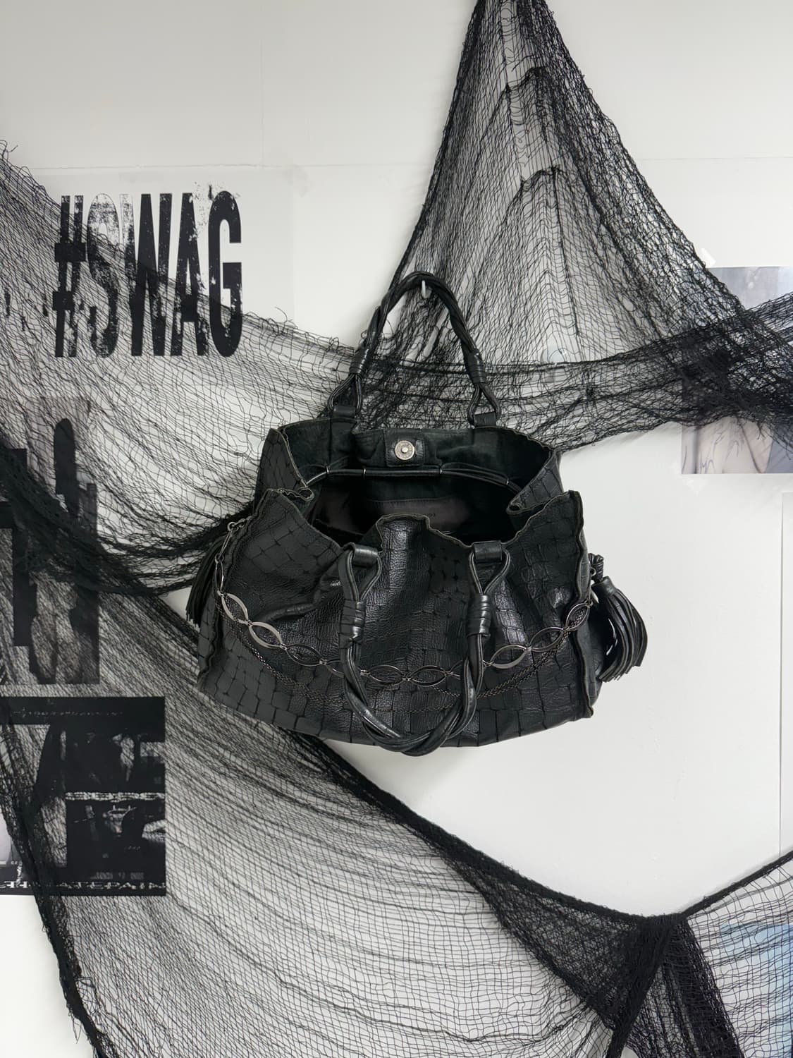 00s chain detail leather bag 상품이미지1