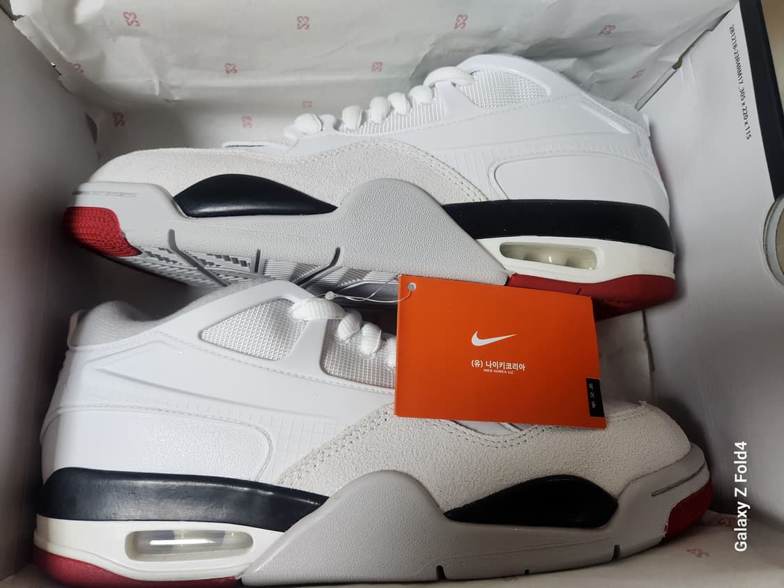 나이키 에어조던4RM 화이트 265 새제품 판매합니다 상품이미지4