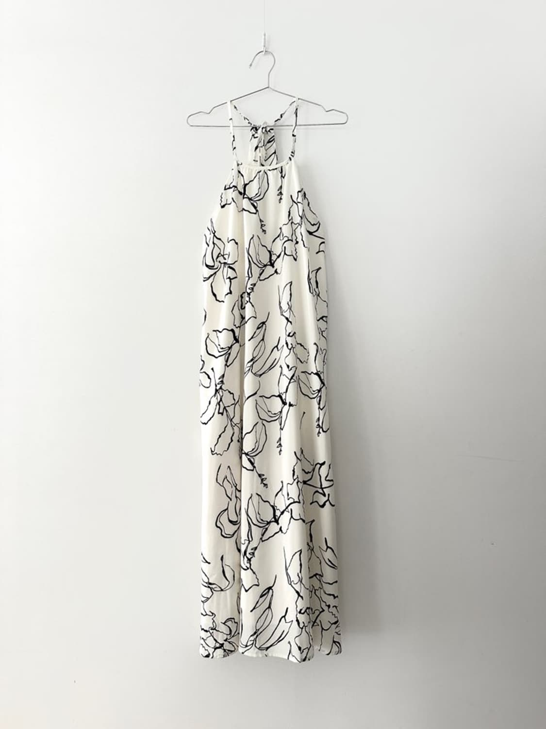 Flow pattern back halter ops 상품이미지1