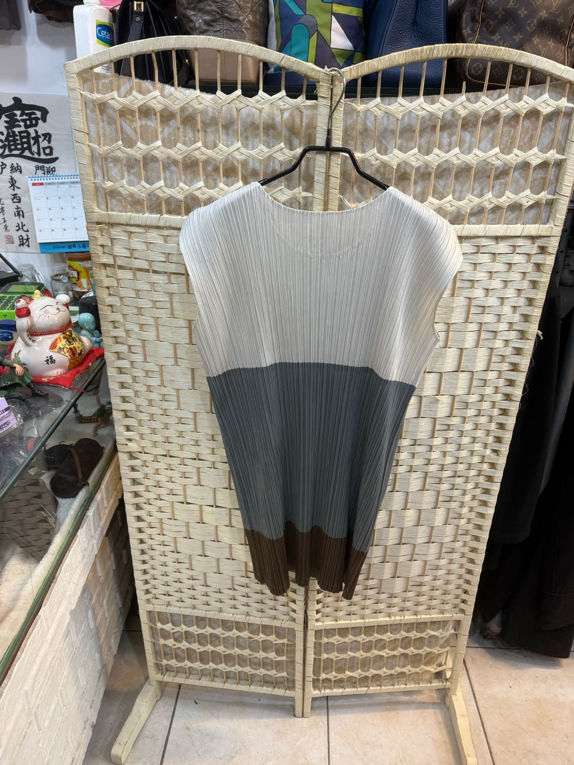 3/66 정품 플리츠플리즈 팝니다 상품이미지4