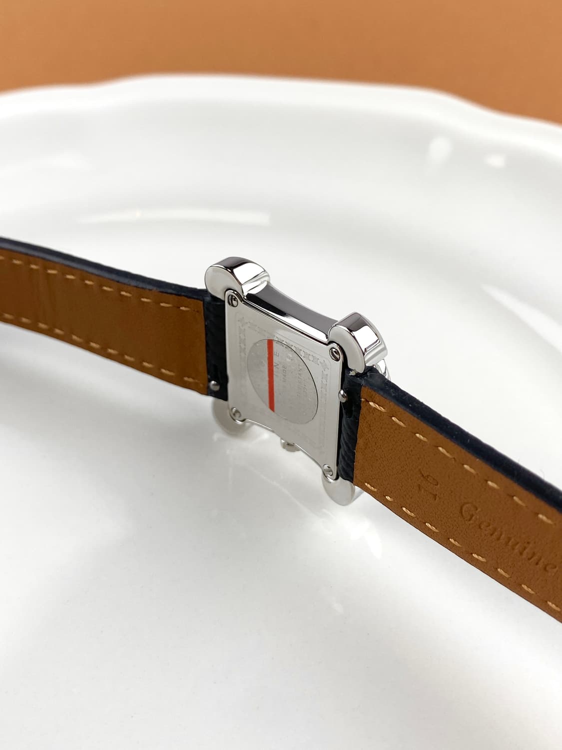 CELINE macadam white shell watch 상품이미지8