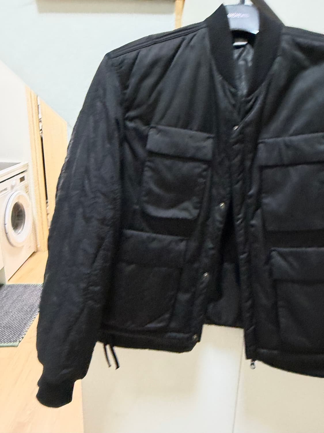 언어펙티드 패디드 블랙 재킷 상품이미지7
