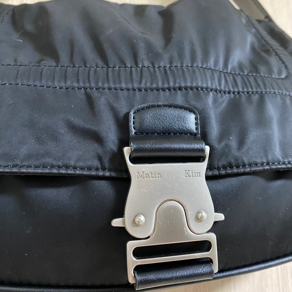 마뗑킴 버클 백 블랙 상품이미지4