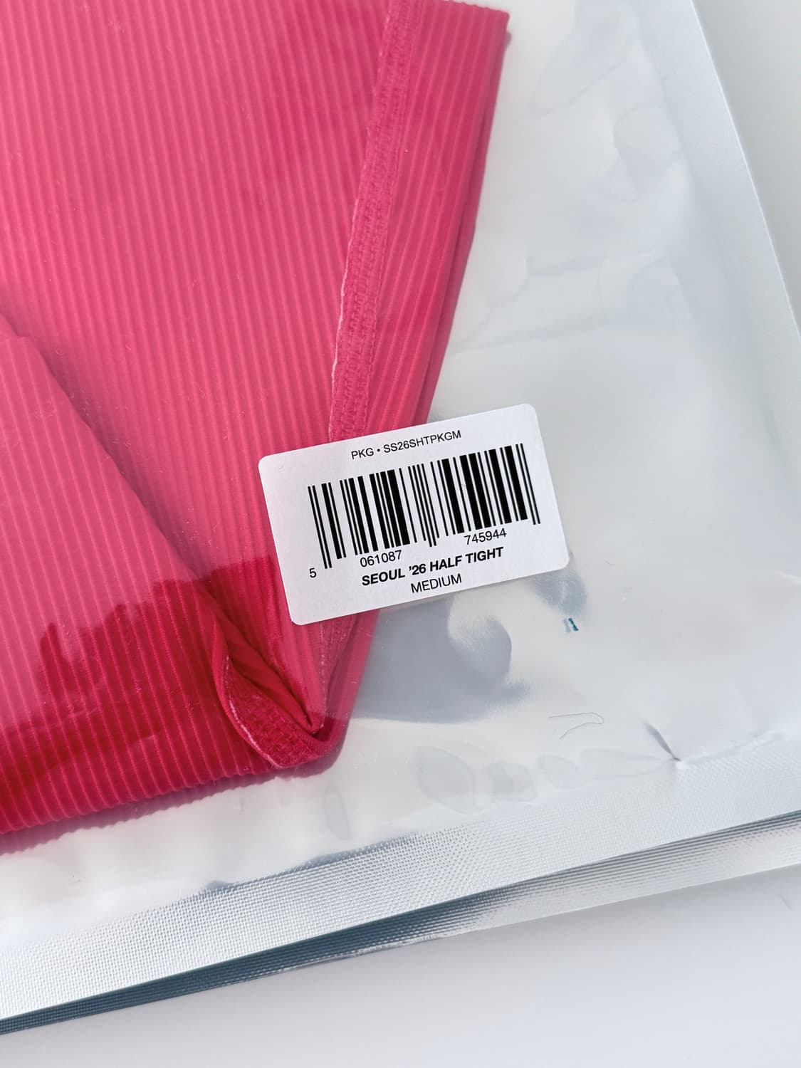 UVU 26 서울컬렉션 하프타이즈(M) 상품이미지3