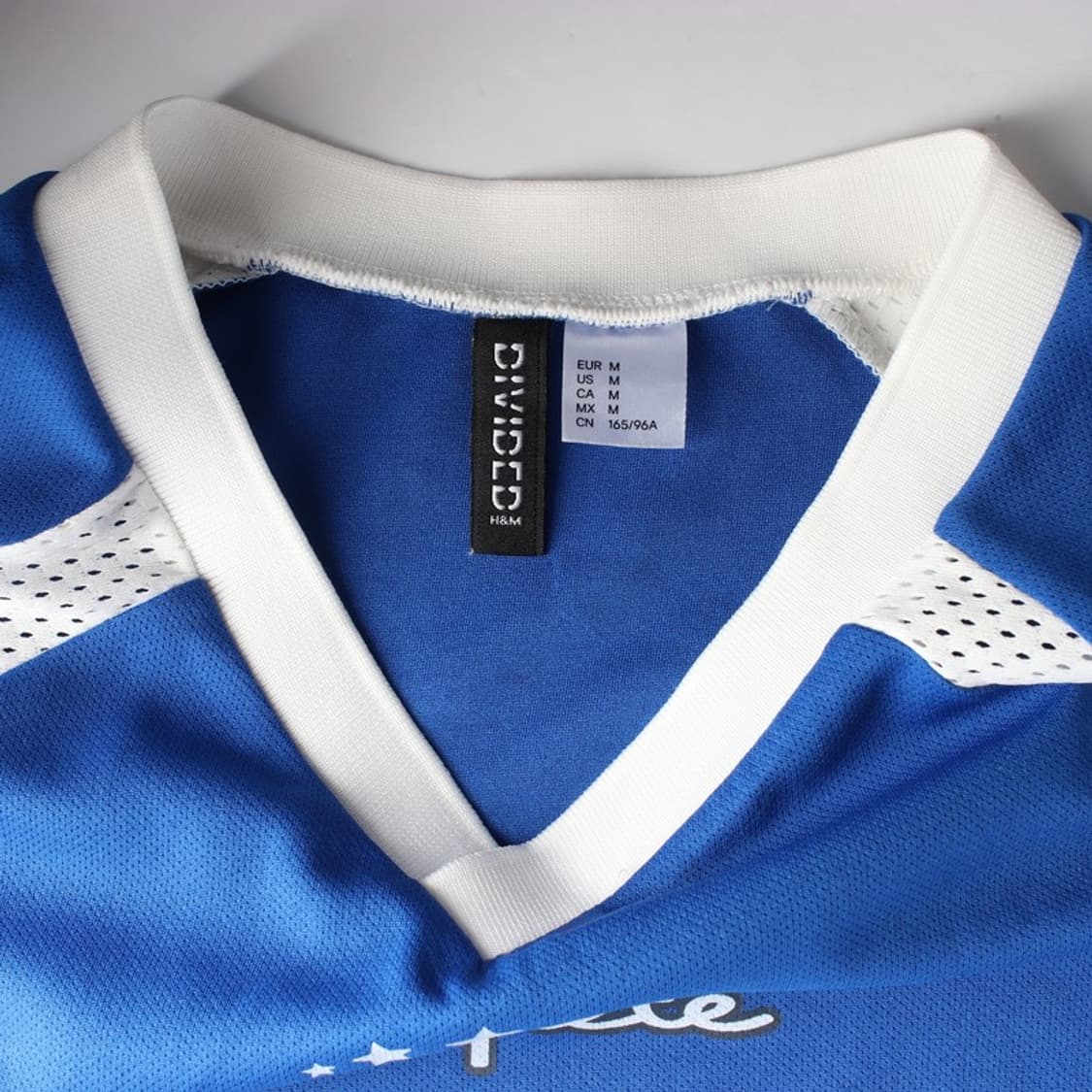 에이치앤엠 디바이디드 포틀랜드 레이싱 반팔티 M 상품이미지5