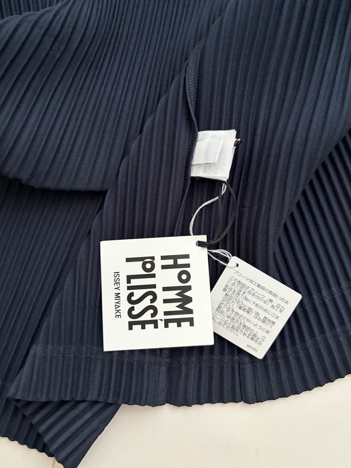 옴므플리세 집업 3사이즈 네이비 상품이미지7