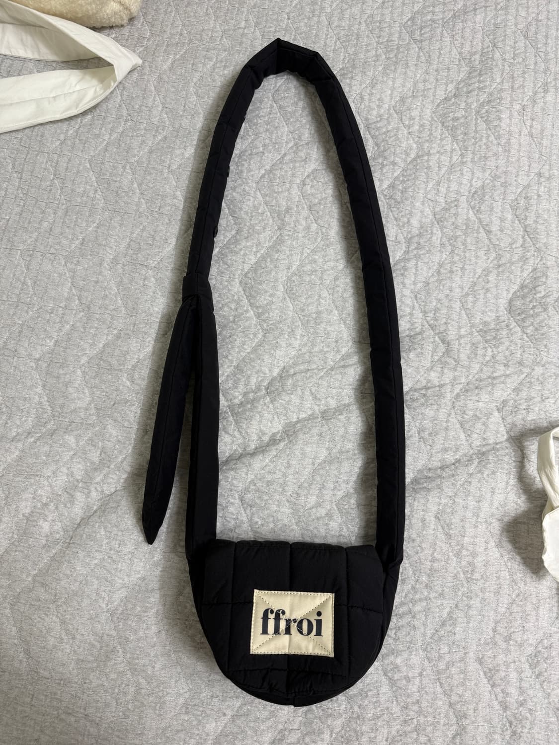 ffroi 프루아 미니 와플백 블랙 상품이미지1