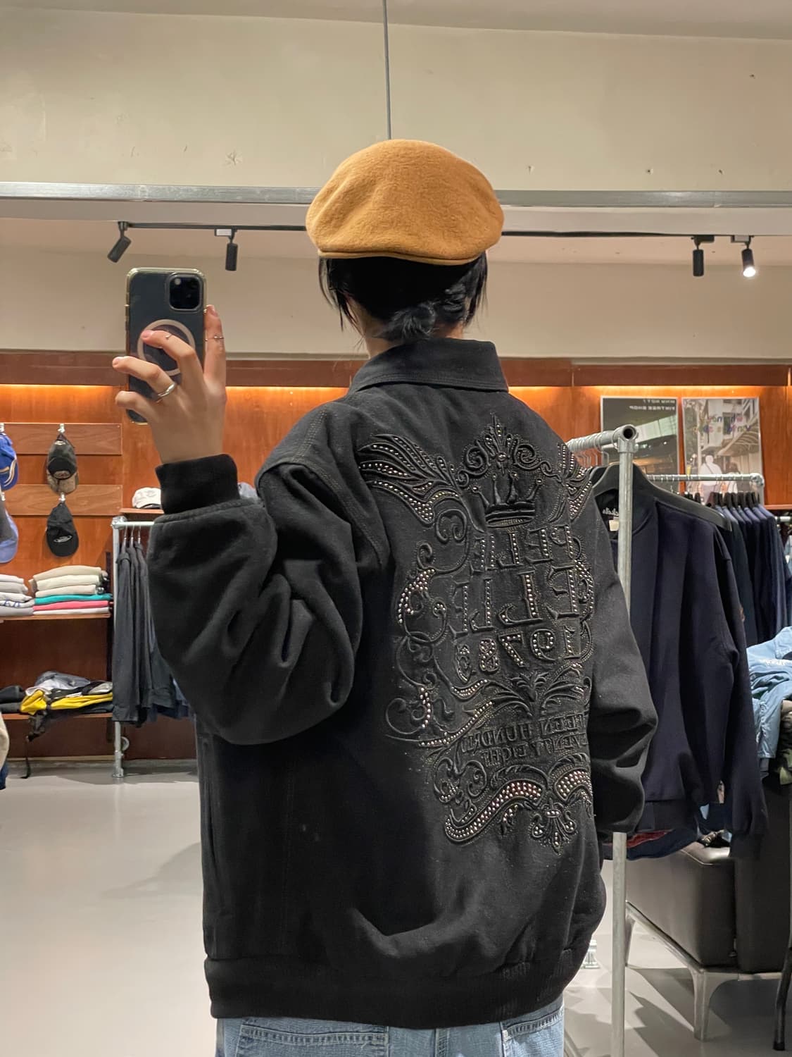 펠레펠레 울 바시티 자켓 상품이미지1