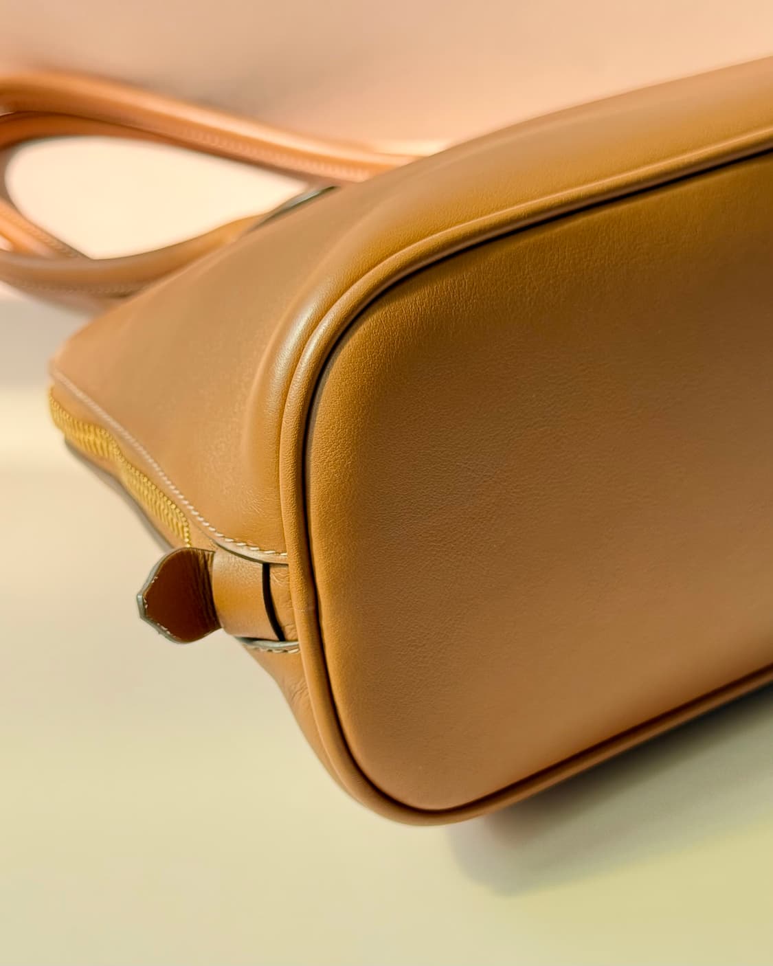 미우미우 레더 탑핸들백 꼬냑 (borsa a mano/5ba290) 상품이미지8