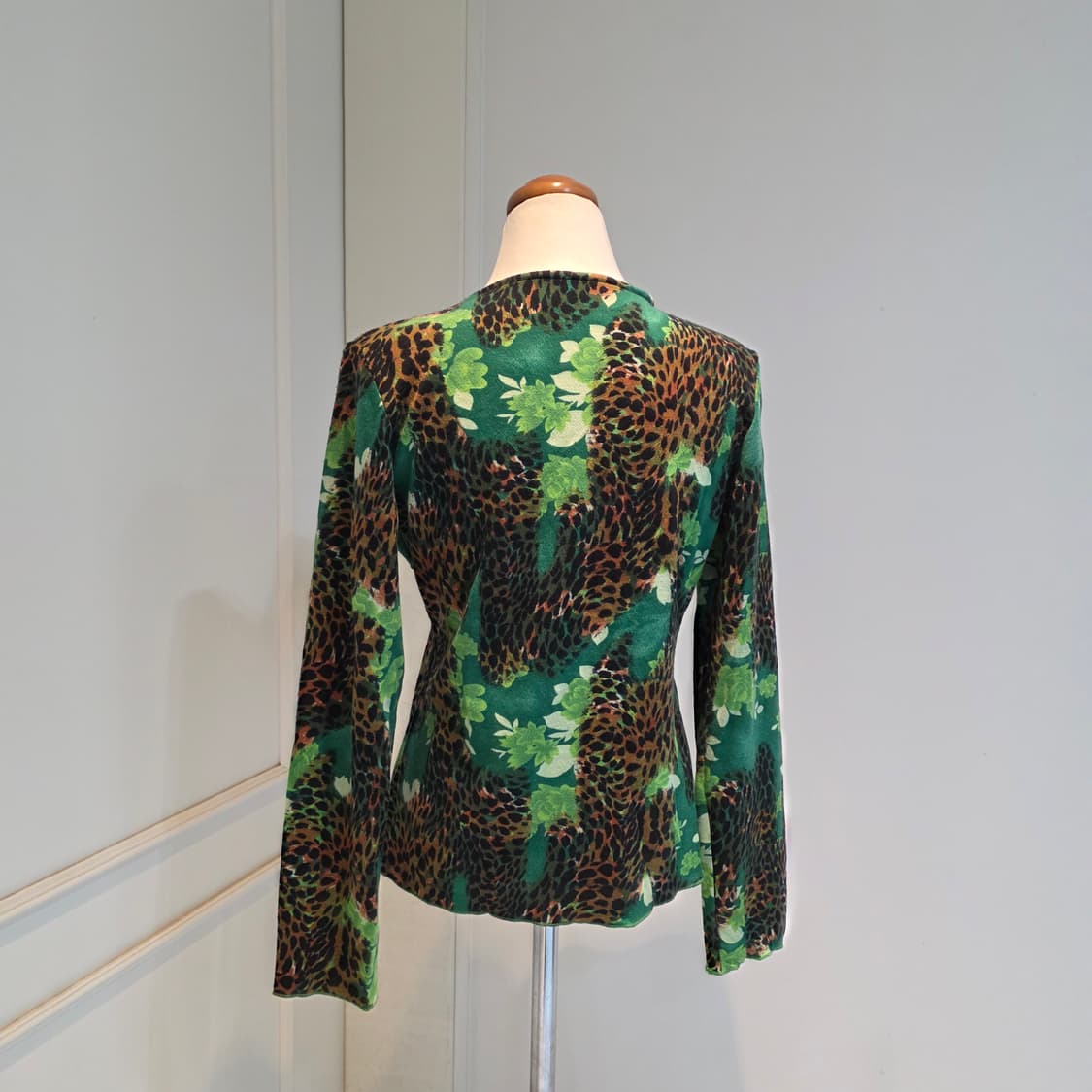 보헤미안 그린호피레오파드 플라워 오리엔탈st 비즈 긴팔티셔츠 상품이미지4