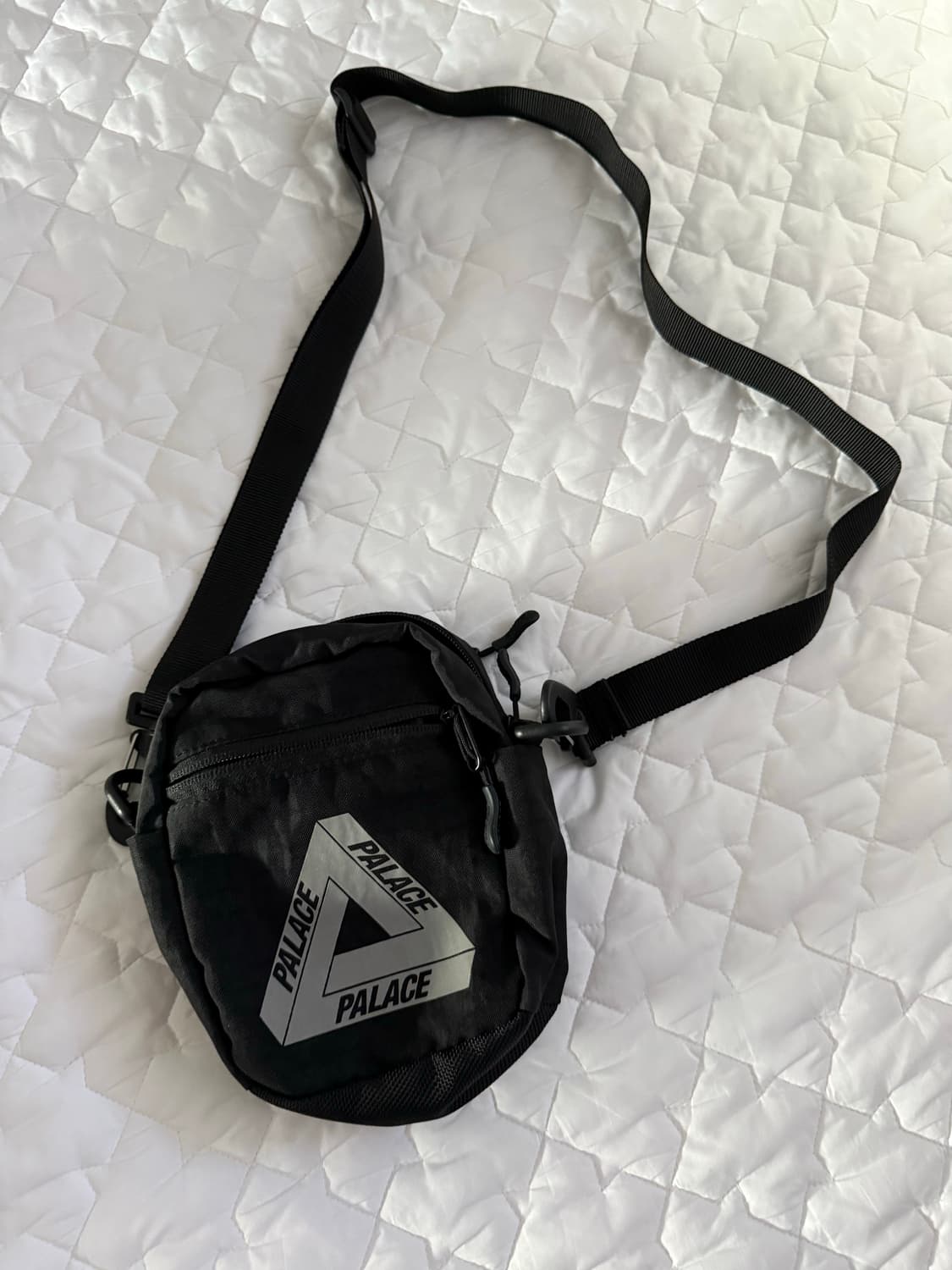Palace Shot 2 bag black 팔라스 샷백 18FW 상품이미지1