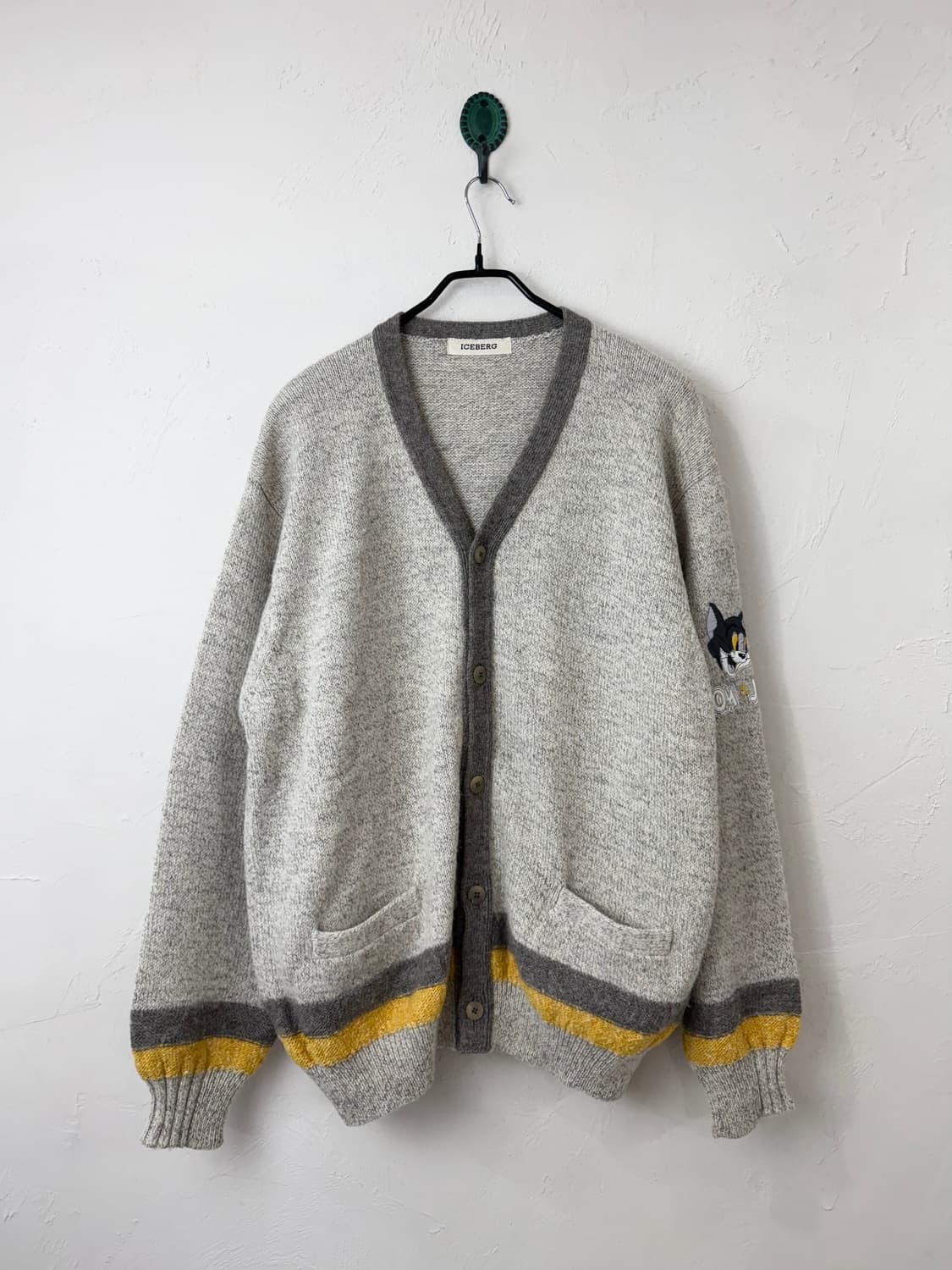 1995 아이스버그 x 톰&제리 울 니트 가디건 상품이미지1