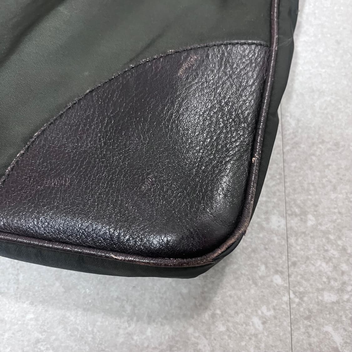 프라다 나일론/가죽 백 상품이미지5