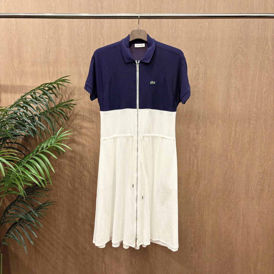 라코스테 배색 집업 카라 원피스 허리 스트링 로고 디테일 네이비 화이트 상품이미지1