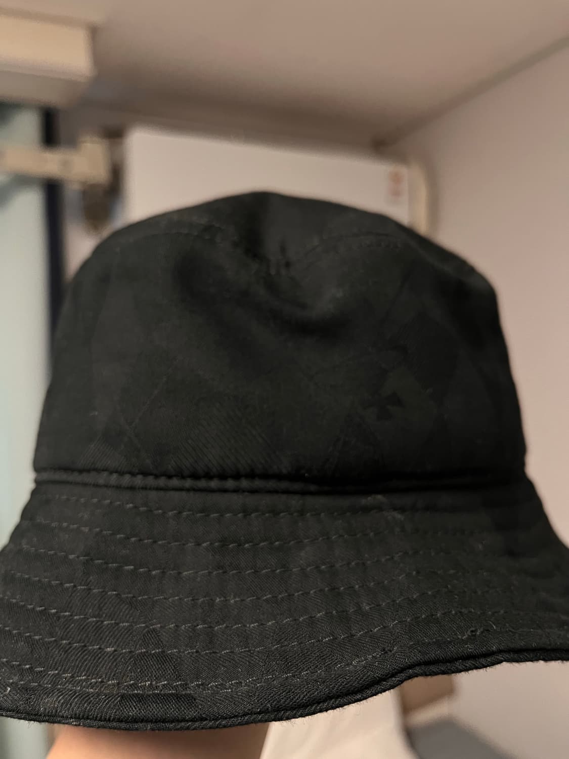 비비안웨스트우드 블랙 버킷햇 상품이미지2