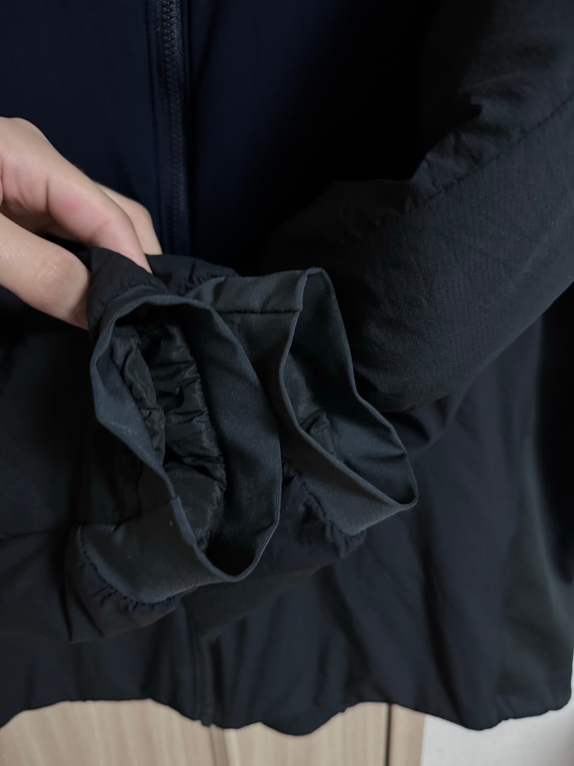 아크테릭스 아톰 lt 후디 블랙 상품이미지8