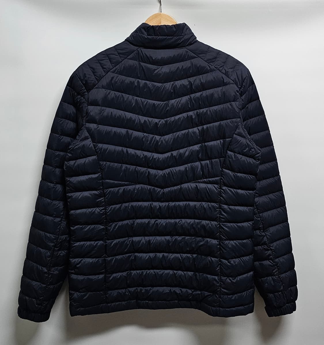 아이더 구스다운 경량패딩 M 상품이미지2