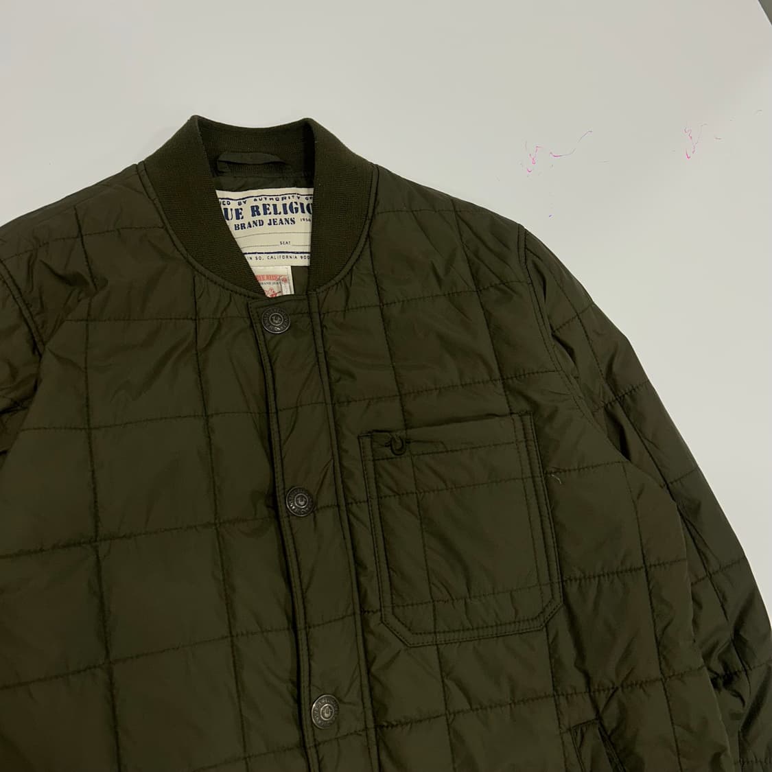 True religion 트루릴리젼 카키 퀼팅 경량패딩  상품이미지4