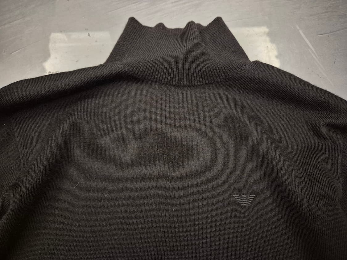 엠포리오 아르마니 터틀넥 니트 상품이미지2