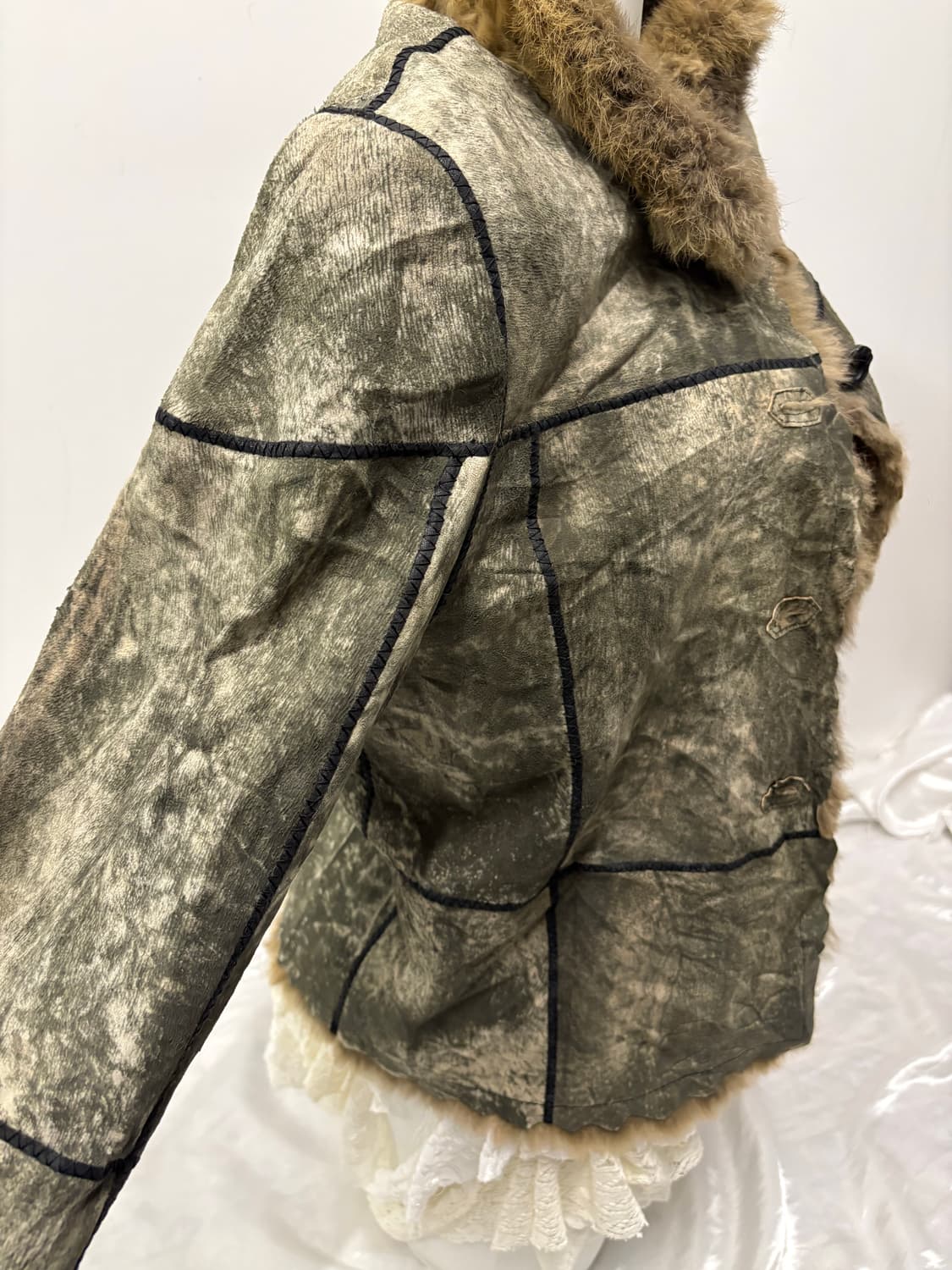 레빗퍼 무스탕 상품이미지4