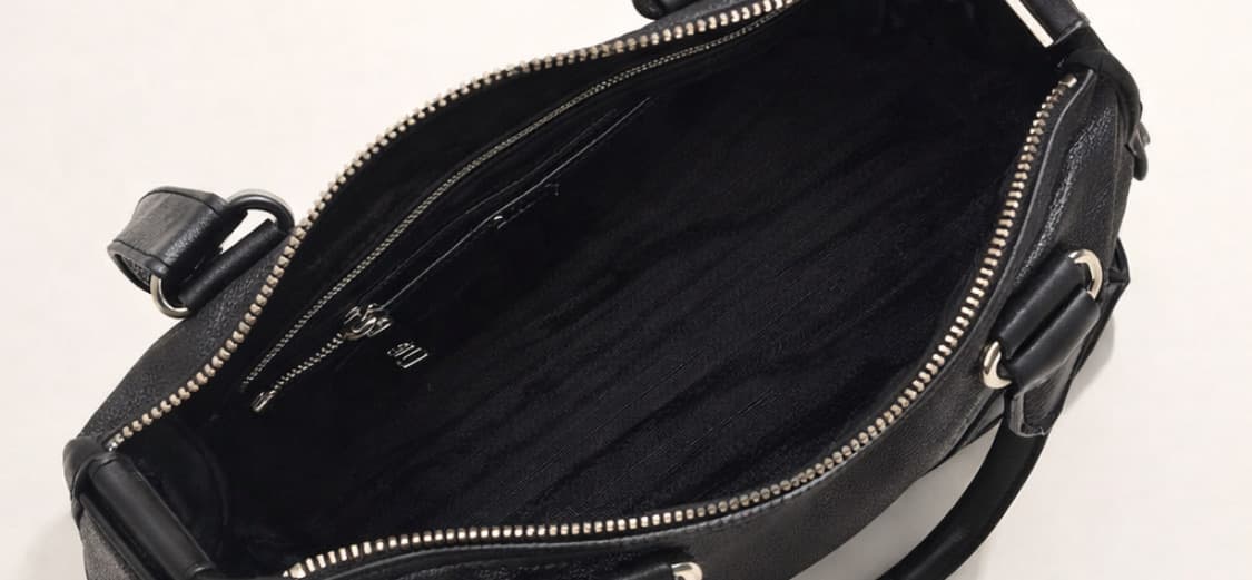 [A급] 프라다 비텔로 다이노 모터백 판매합니다!!! 상품이미지4