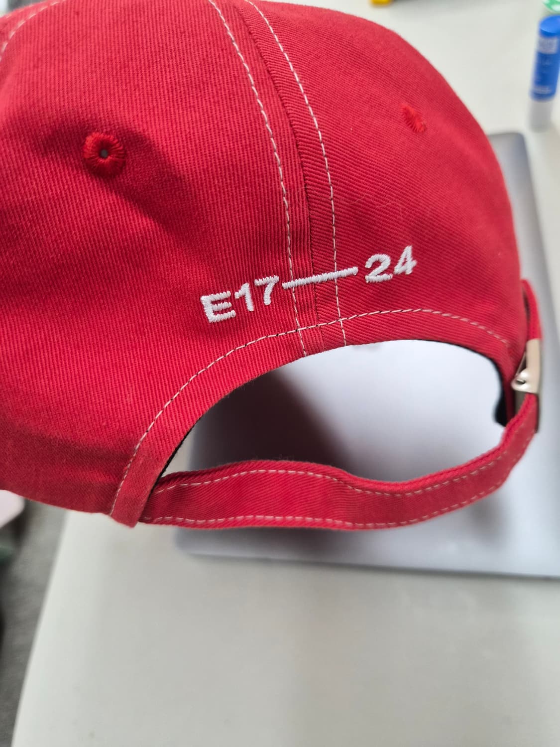 OS) emis 이미스 화이트 스티치 볼캡 팝니다 상품이미지3