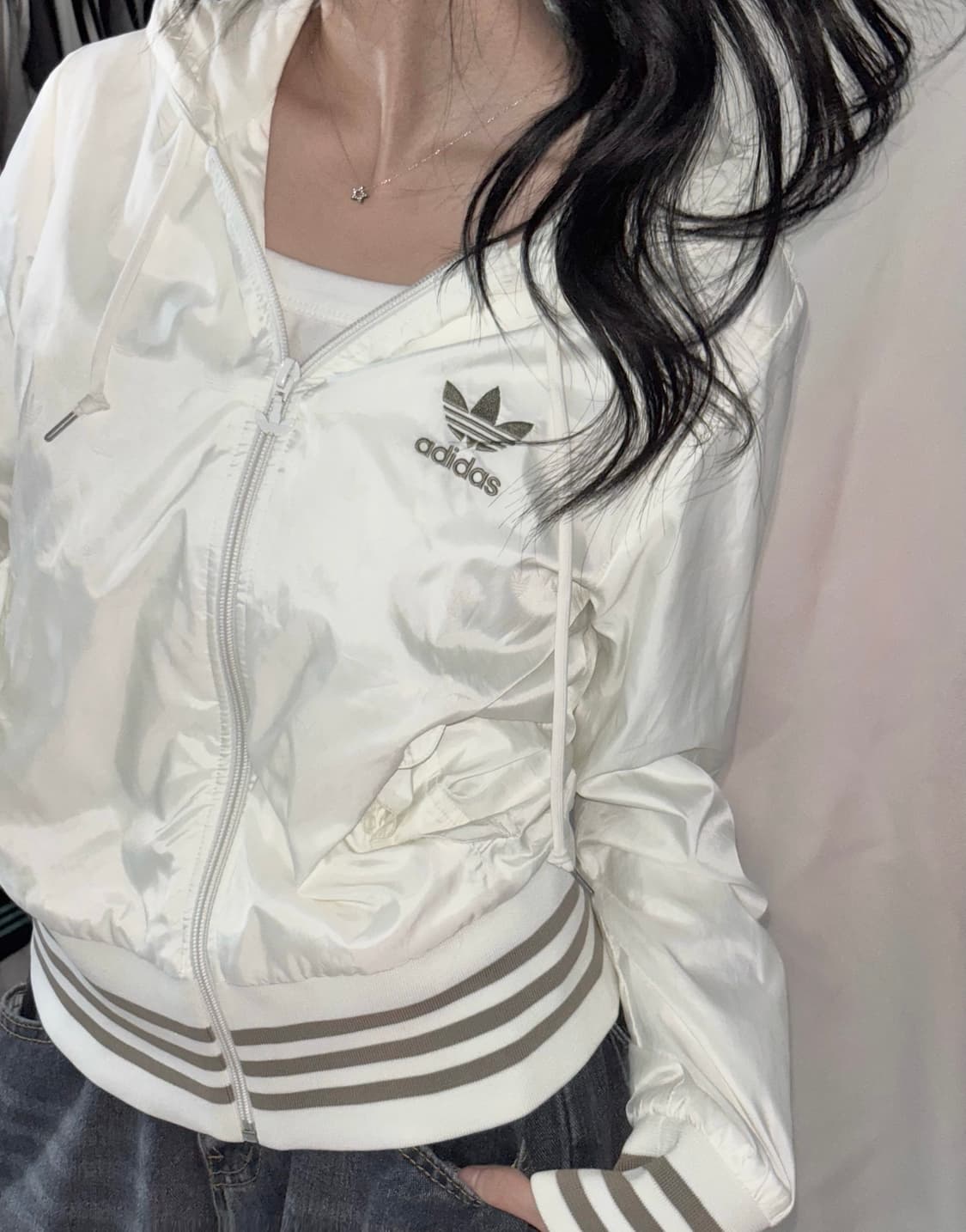 🐰아디다스 화이트 글리터 파이어버드 자수 후드집업 점퍼🪽🤍 상품이미지1