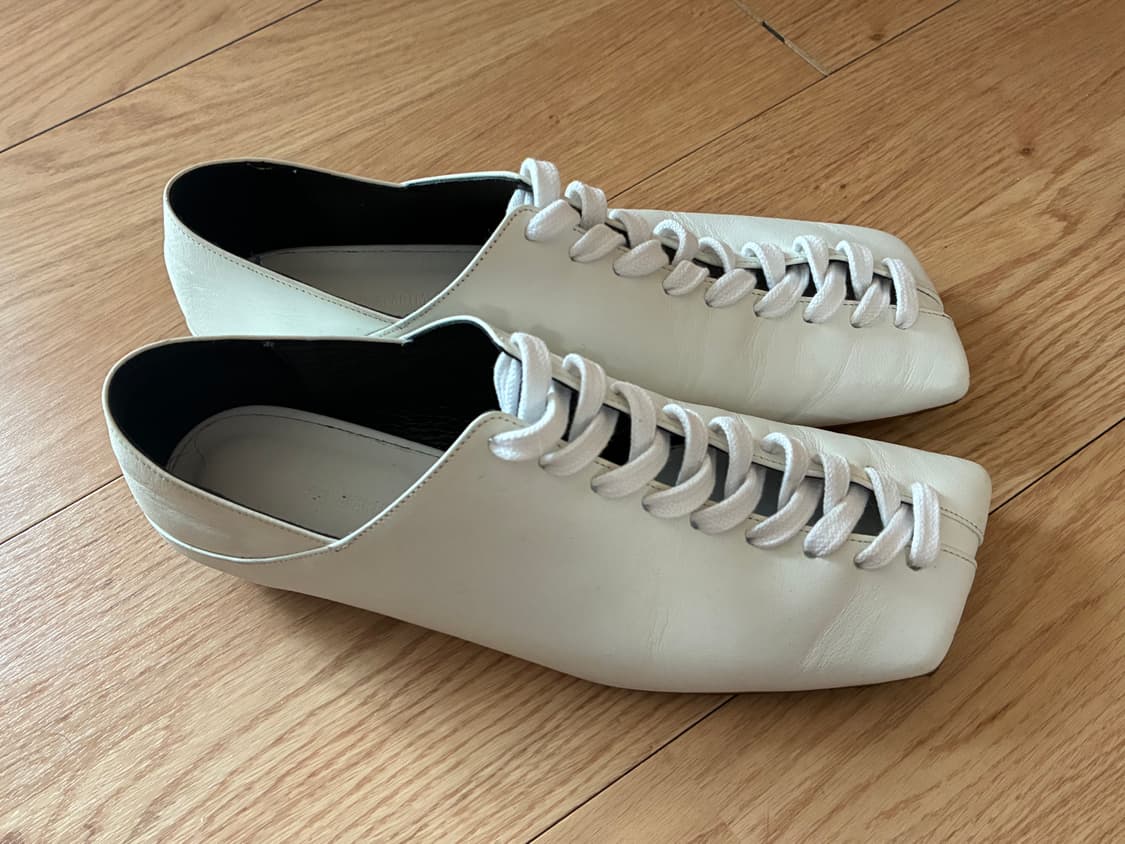 플랫아파트먼트 르메르맛 레이스업 플랫 상품이미지1