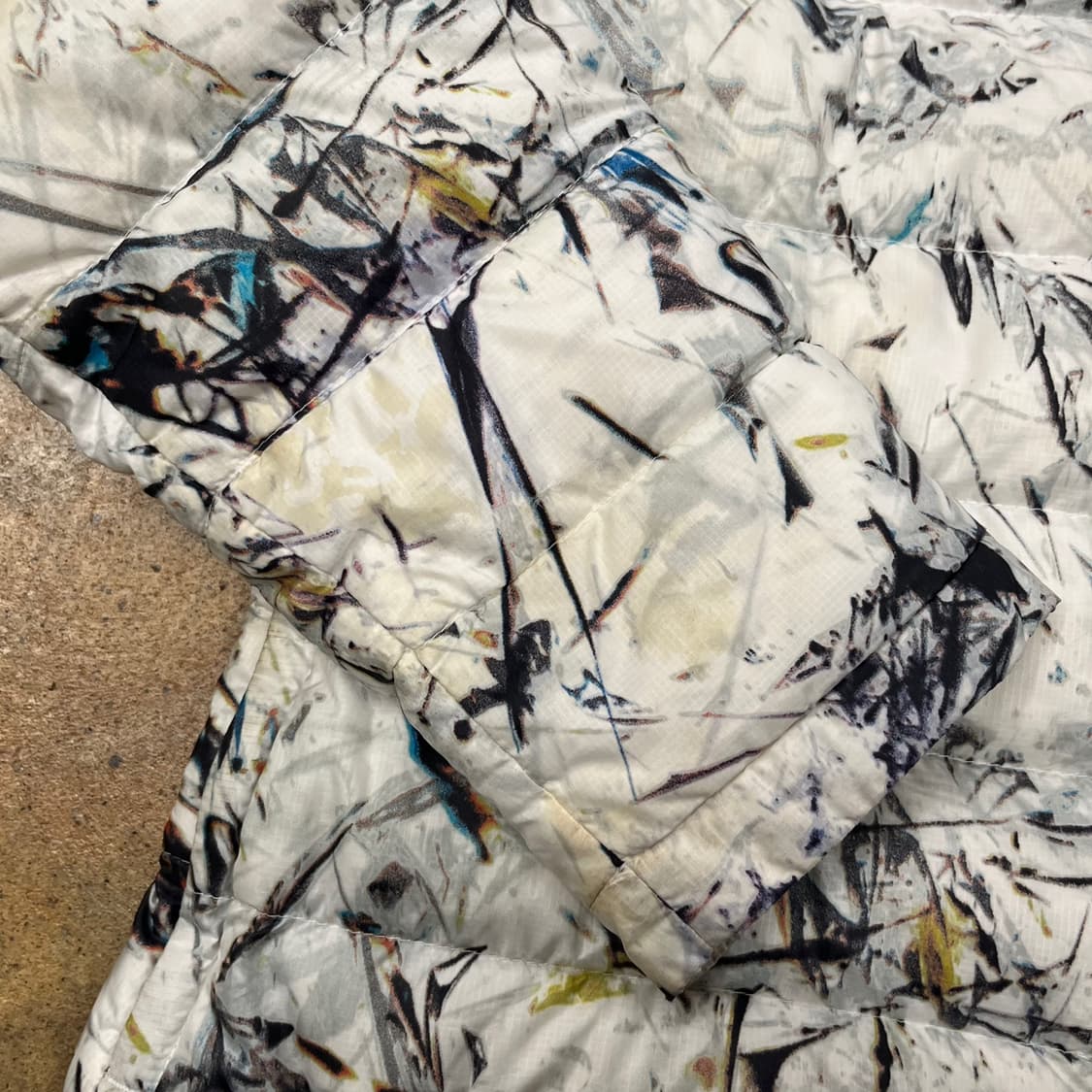 [정품/M] 나이키 화이트 패턴 숏 패딩 점퍼 b10 상품이미지5