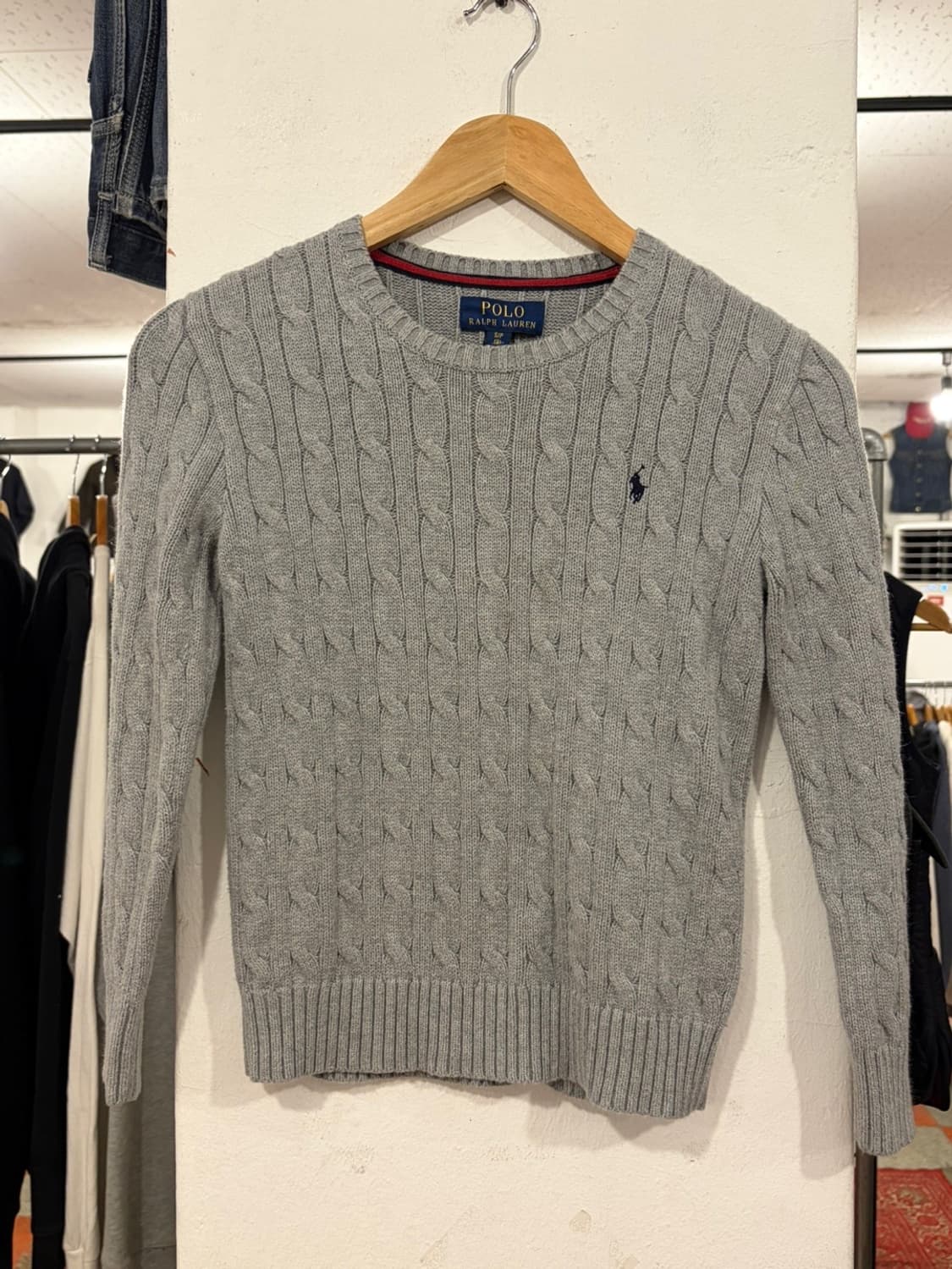 폴로 꽈베기 니트 상품이미지1