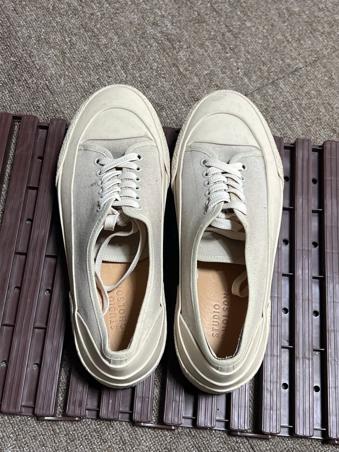 스튜디오 니콜슨 스니커즈 42 상품이미지4