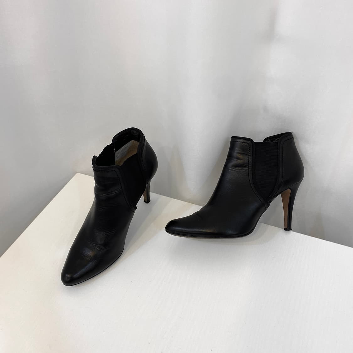 [240] 랑방 카프스킨 스틸레토 부티 힐 24 상품이미지2