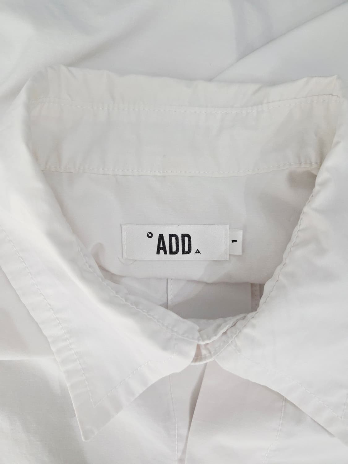 ADD 애드서울 레터링 히든버튼 화이트 셔츠 상품이미지8