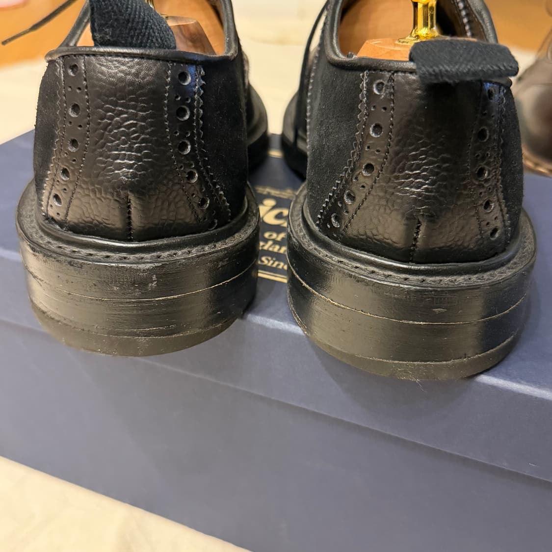 트리커즈 스웨이드 더비 상품이미지5