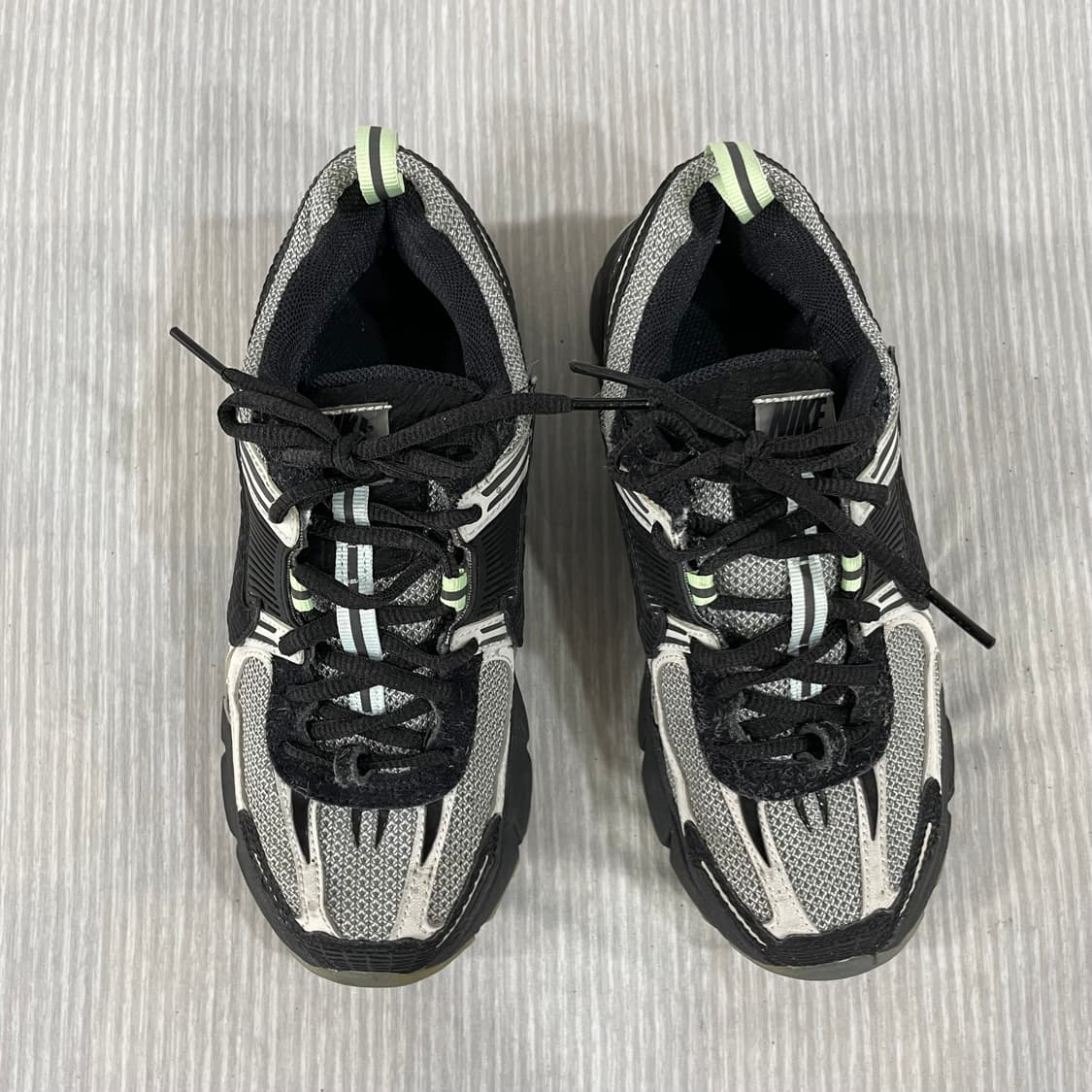 773) 나이키 줌 보메로 5 포톤 더스트 블랙 230mm 상품이미지2