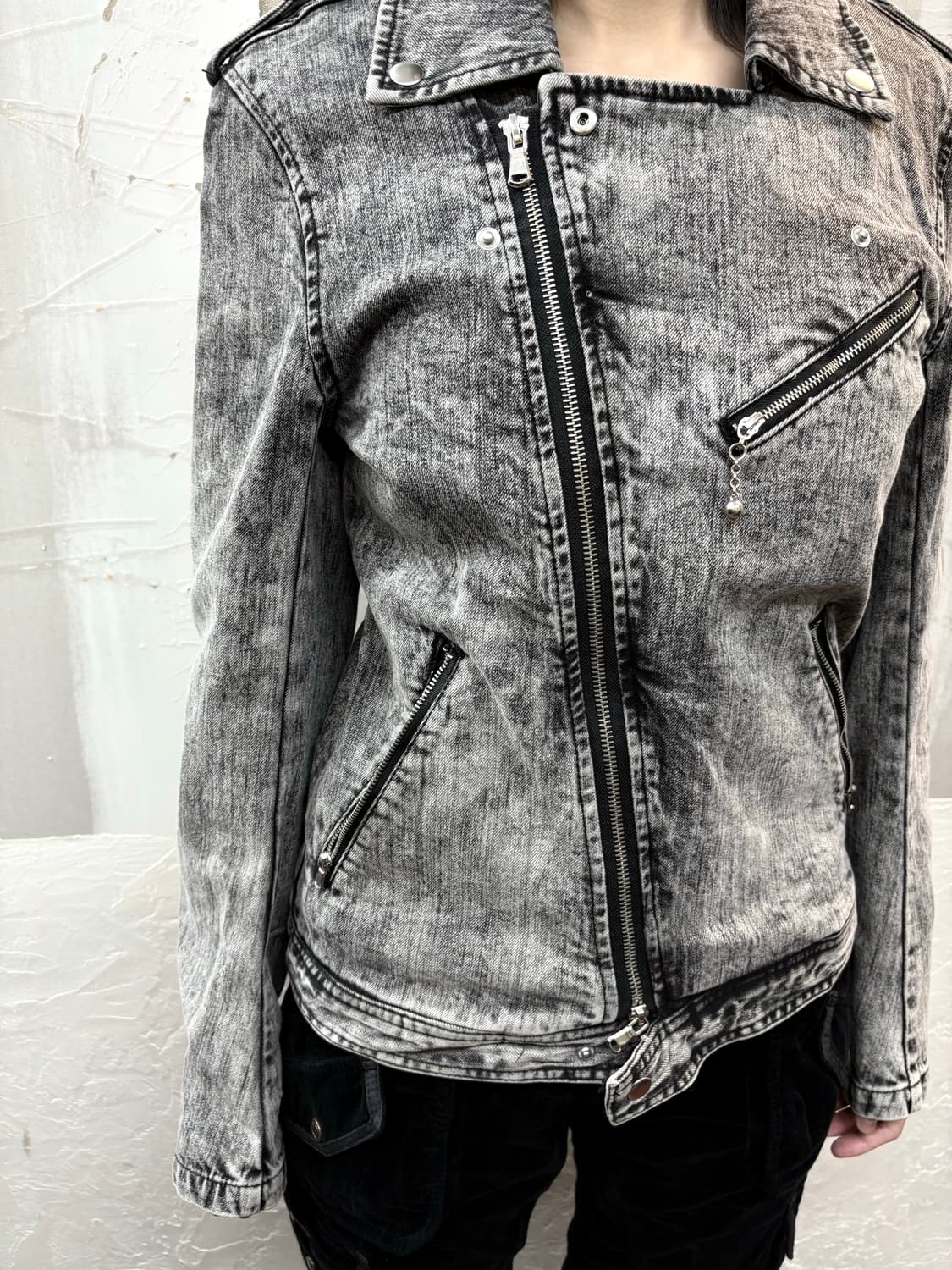 grey washed denim jacket 상품이미지5