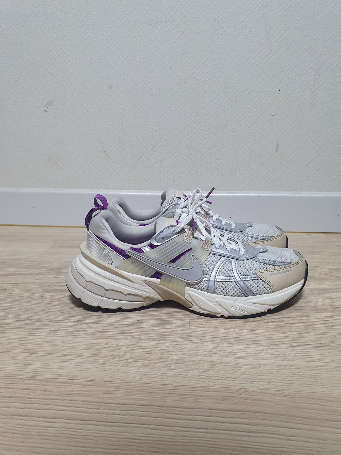 나이키 v2k 런 운동화 290 상품이미지1