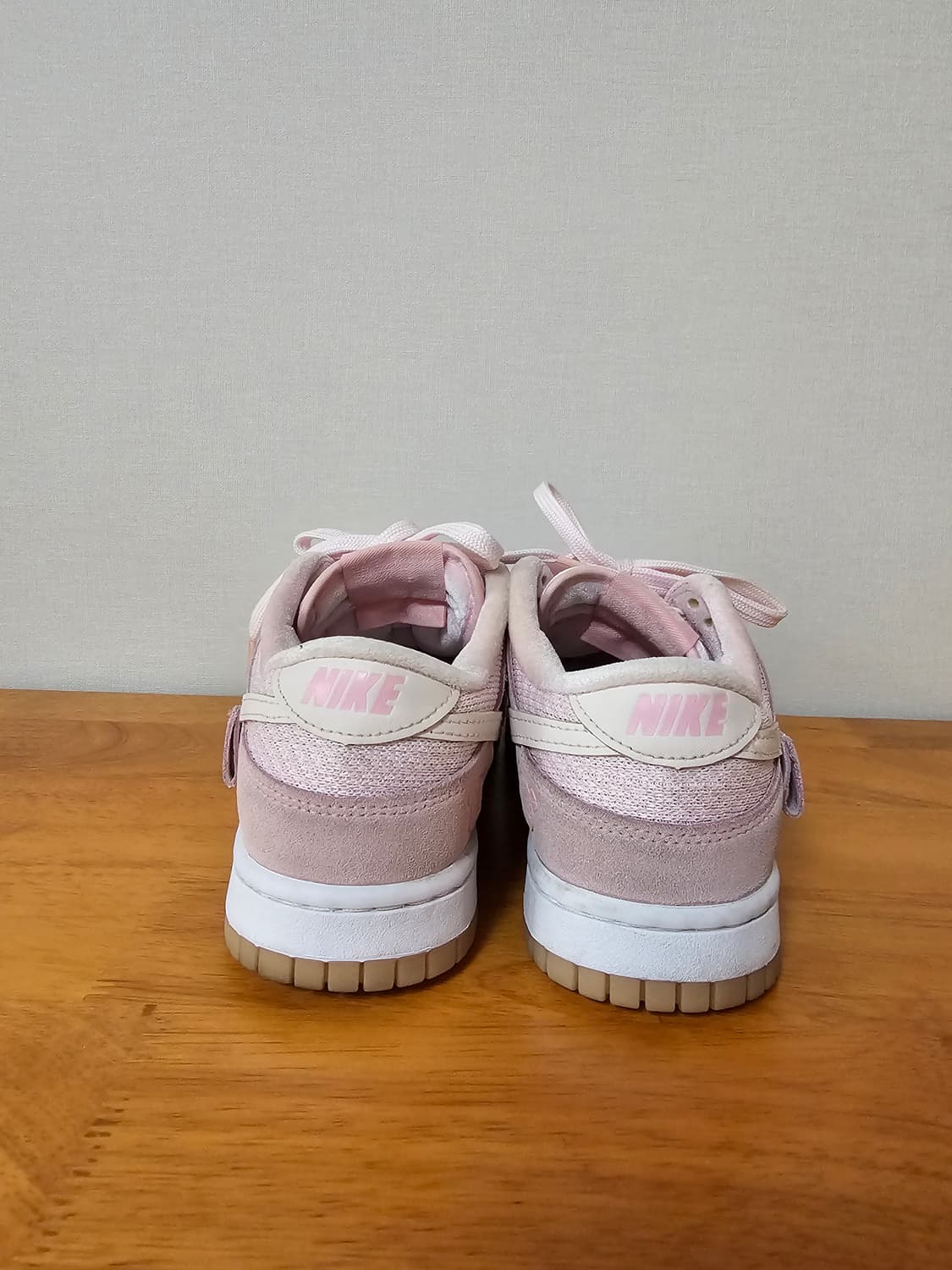 나이키 덩크 로우 SE 테디베어 핑크 상품이미지4